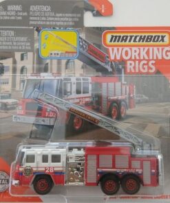 Mattel Matchbox Real Working Rigs - Pierce Quantum Aerial Ladder Truck (HLM97)