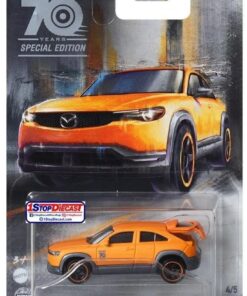 Mattel Moving Parts: 70 Years Special Edition - 2021 Mazda MX (HMV16)